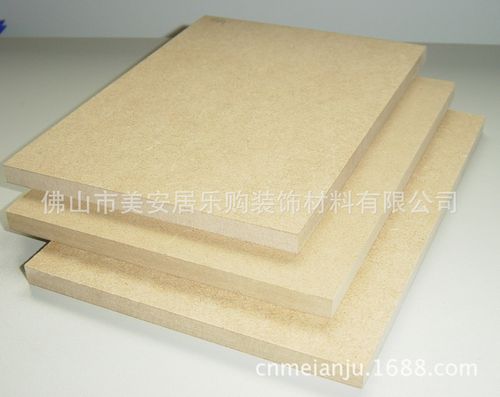 厂家特价供应e2中密度纤维板 中高密度纤维板 中纤板 货源充足
